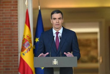 برای ممنوعیت استفاده نوجوانان از فضای مجازی